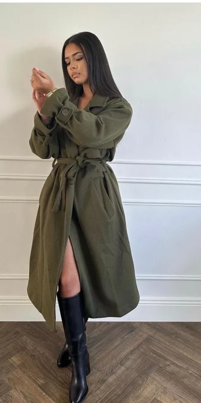 Manteau Long a Lacets Pamela